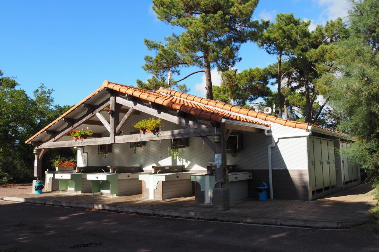 Camping Le Puits De L'Auture Hotel Saint-Palais-sur-Mer Bagian luar foto